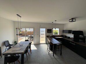 Dining - La Casa de Kerillo (Locmaria-Plouzané)