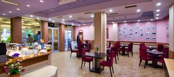 Hotel Alvero