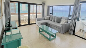 Living area - Arrecife Playa 110 Apartments (Arrecife)