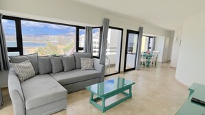 Living area - Arrecife Playa 110 Apartments (Arrecife)
