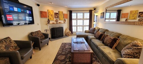 Ski, RIde, Walk On/Off Condo On Pico at Killington
