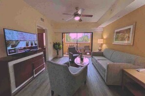 Smart TV - Resort vacation and living without resort prices! Family sized condo near Disney (Orlando)