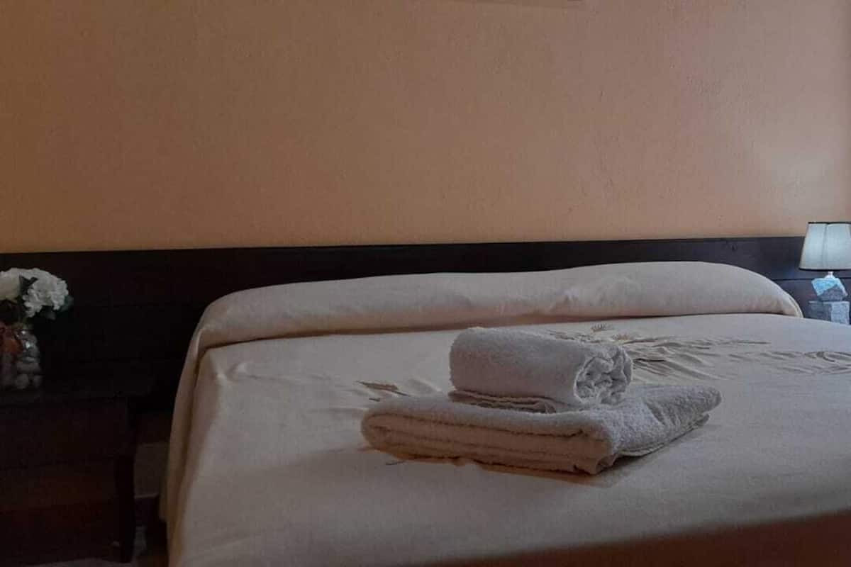 Basic Double or Twin Room, 1 Bedroom, Accessible, Valley View