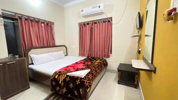 5 bedrooms, free WiFi, bed sheets