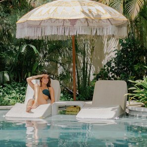 Pool - Amnaya Resort Nusa Dua (Nusa Dua)