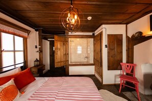 Design Room, 1 Double Bed | Bathroom | Hair dryer, slippers, towels, shampoo - Arslan Bey Mansion Private Accommodation Facility (Mudurnu)
