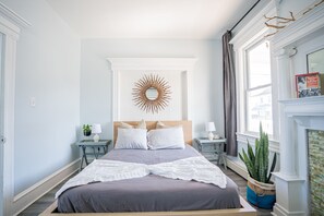 8 chambres, fer et planche à repasser, Wi-Fi, draps fournis