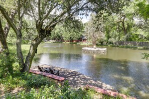 Property grounds - Lakefront Glen Ellen Cabin w/ Views Near Wineries! (Glen Ellen)