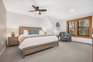 4 Schlafzimmer, Bügeleisen/Bügelbrett, kostenloses WLAN