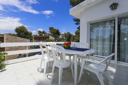 CODOLAR Family House