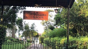 Exterior - La Posada Circa  (Montenegro)