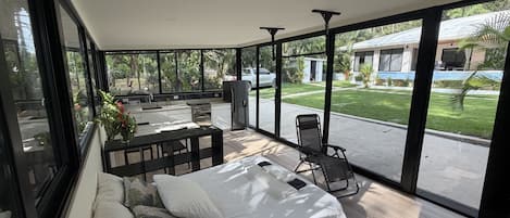 Luxury Studio, Ensuite, Mountain View (Luxury Studio) | In-room safe, desk, laptop workspace, blackout curtains