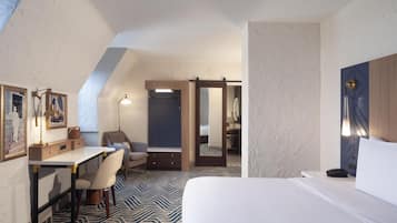 In-room safe, desk, free WiFi, bed sheets