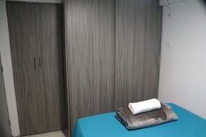 Apartment | 3 bedrooms, desk, free WiFi - Apartahotel Tia Inés (Montenegro)