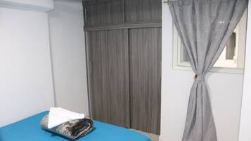 Apartment | 3 bedrooms, desk, free WiFi
