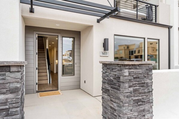 Townhome, 4 Bedrooms | Exterior detail