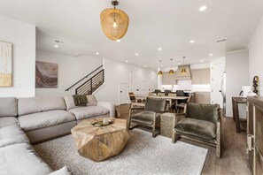 Townhome, 4 Bedrooms | Living area