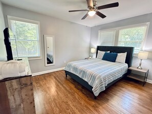 3 bedrooms, desk, iron/ironing board, WiFi