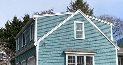 Cozy apartment in a quiet wooded neighborhood, just 2 miles from Nauset Beach.