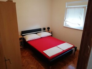 2 habitaciones, wifi gratis y ropa de cama 