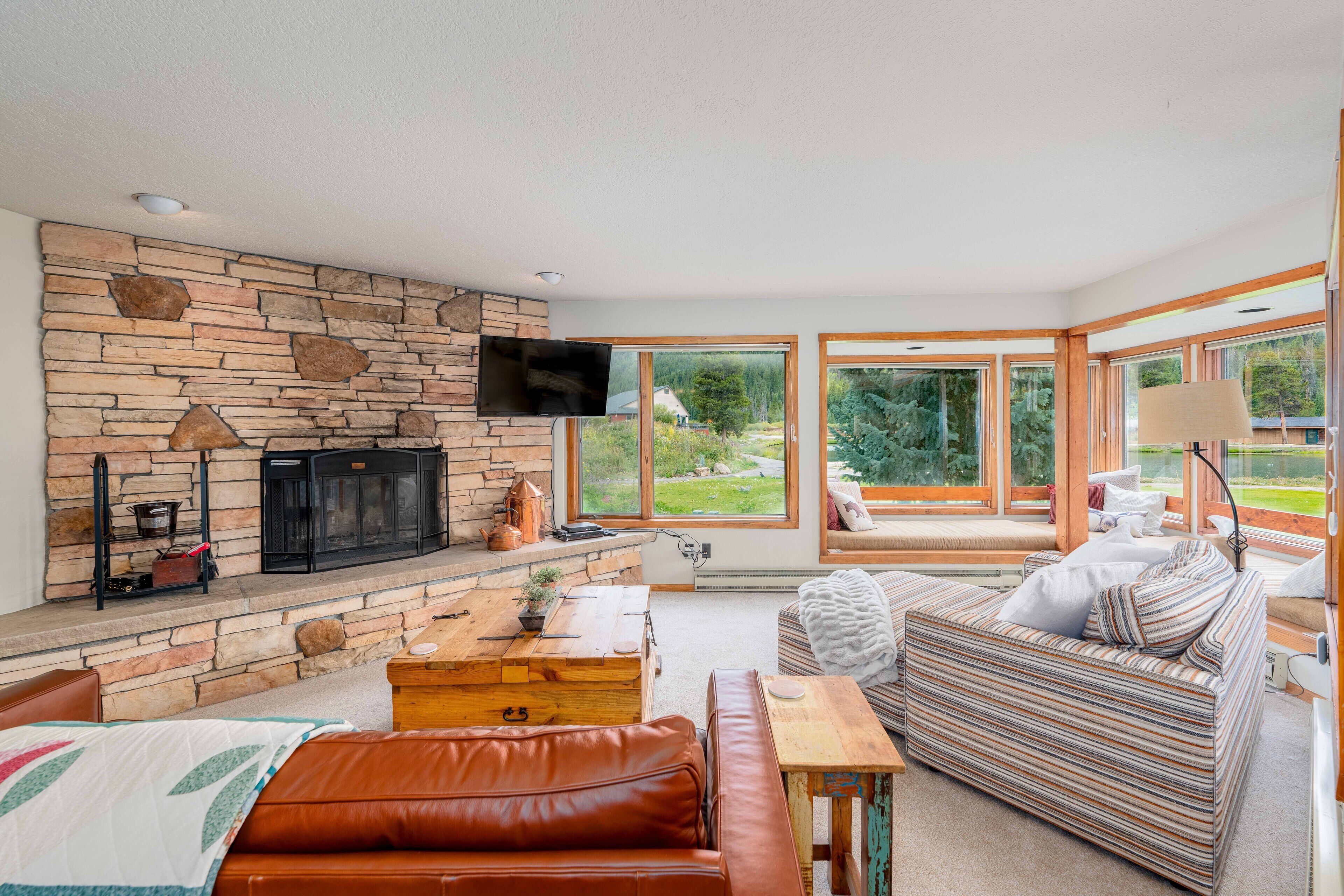 Cozy, updated condo with lake views and ski shuttle right out front!