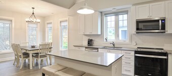 Algonquin Cottage (#62)
