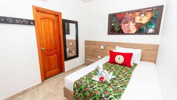 Standard Double Room | Desk, free WiFi, bed sheets