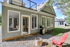 Terrace/patio - The Anchor Cottage  (#71) (Muskoka Lakes)