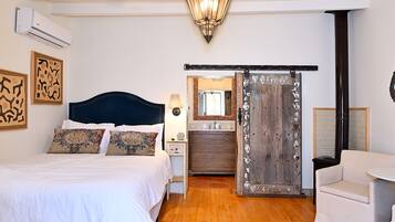 7 bedrooms, iron/ironing board, travel crib, WiFi