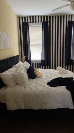 2 bedrooms, iron/ironing board, WiFi, bed sheets