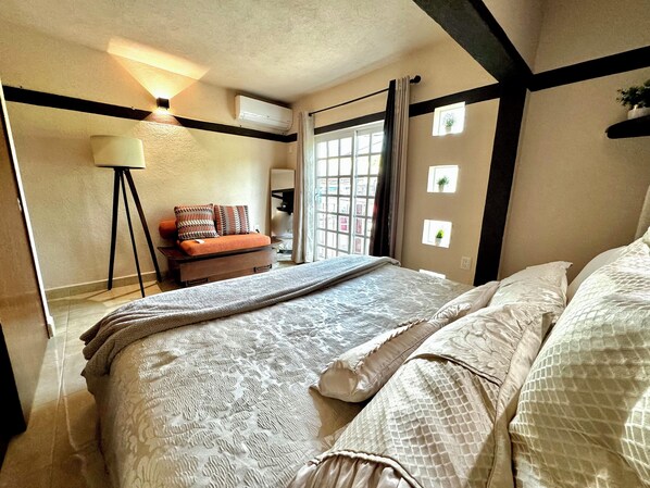 1 chambre, bureau, fer et planche à repasser, Wi-Fi gratuit