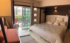 1 chambre, bureau, fer et planche à repasser, Wi-Fi gratuit