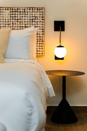 Premium bedding, iron/ironing board, free WiFi, bed sheets