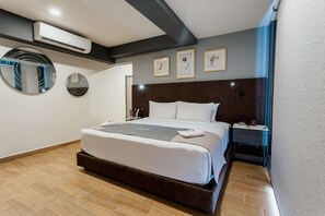 วิลล่าสำหรับครอบครัว, 4 ห้องนอน | 4 ห  ้องนอน, ห้องเก็บเสียง, เตารีด/โต๊ะรีดผ้า, Wi-Fi ฟรี