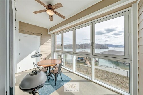 #312 Pointe - 2 Bedroom Lakefront Condo at Mariners SML
