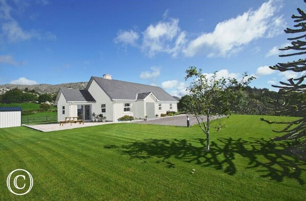 Exterior - Cappanaparka (Beara)