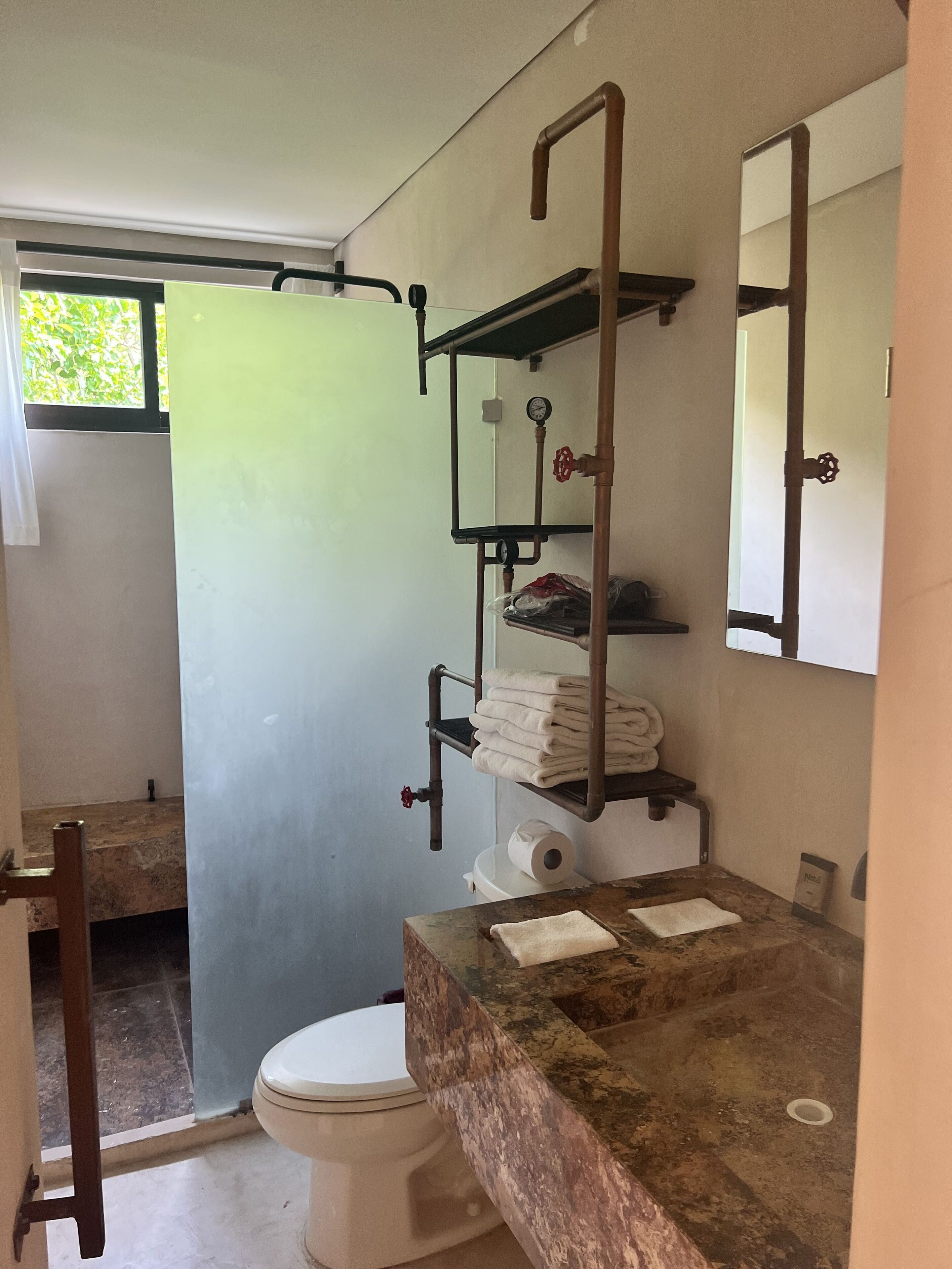 Deluxe Apartment | Bathroom