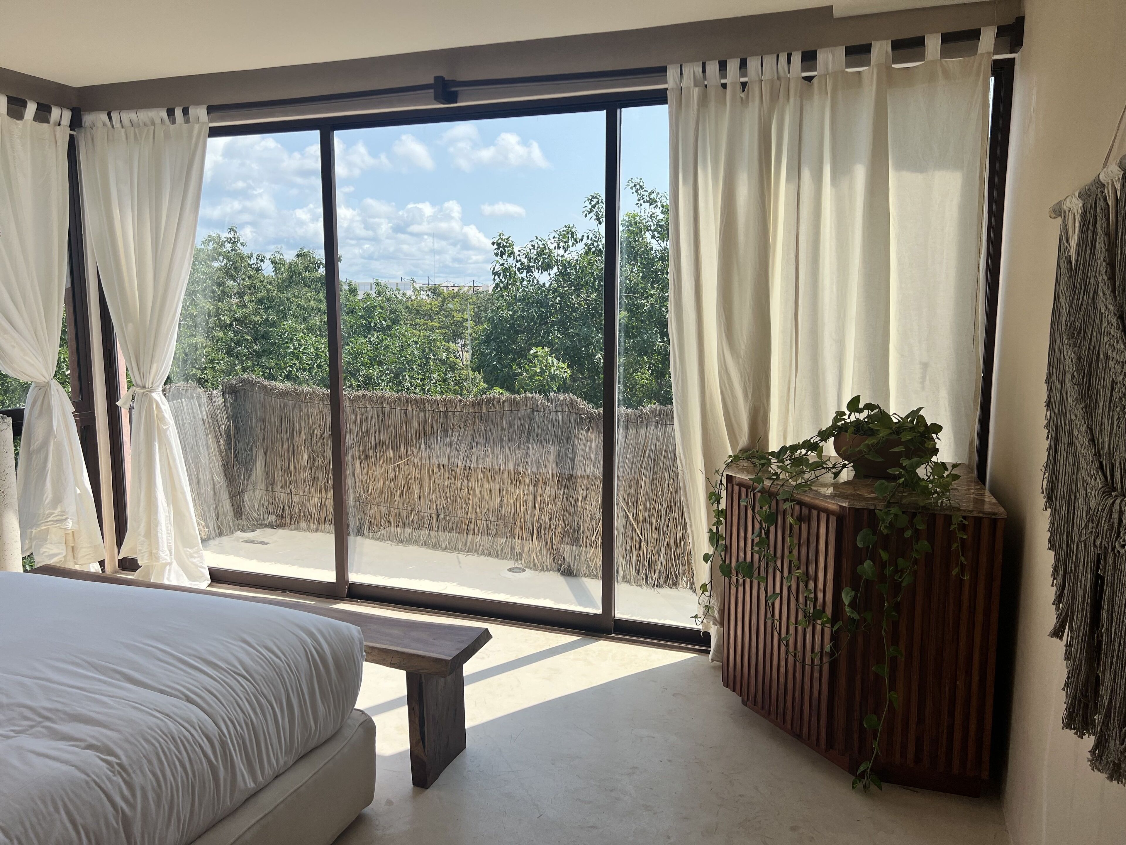 Grand Apartment | 3 bedrooms, free WiFi