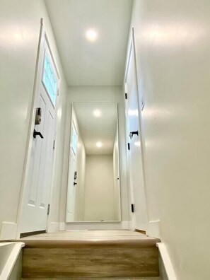 Interior - UC WalkingDistance 3BR/2.5BA Up+3BR/2BA Legal Down (Calgary)