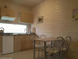 Dining - TREBOR Wooden Houses Two Bedroom House V (Miedzyzdroje)