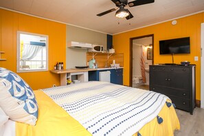 1 bedroom, WiFi, bed sheets - Blue Horizon is a True Blue Experience (Souris)