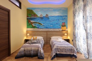 Exclusive Room (Capri) | Memory foam beds, individually decorated, desk, free WiFi - L'Ammor e Napule (Naples)