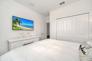 6 bedrooms, in-room safe, iron/ironing board, free WiFi