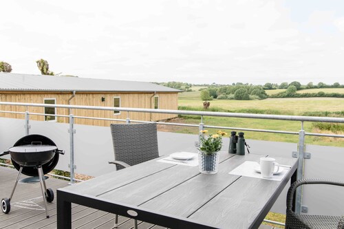 Genießen sie Ihren Urlaub mit Traumhaftem Blick Über die Wiesen Nahe der Schlei