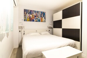 2 chambres, fer et planche à repasser, Wi-Fi gratuit
