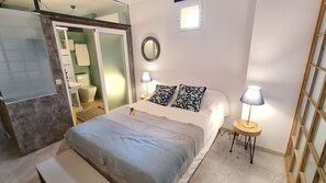 Silitysrauta/-lauta, ilmainen Wi-Fi