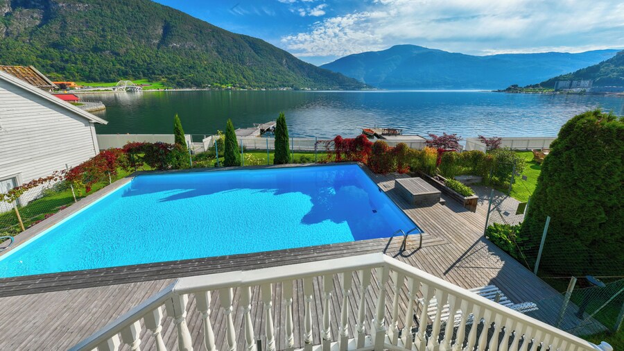 Hofslund Fjord Hotel