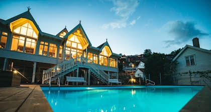 Hofslund Fjord Hotel