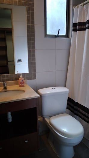 Departamento exclusivo, 3 habitaciones | Baño