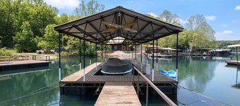 New! 2 Homes-Firepit, Hot Tub, Huge Yard and Dock